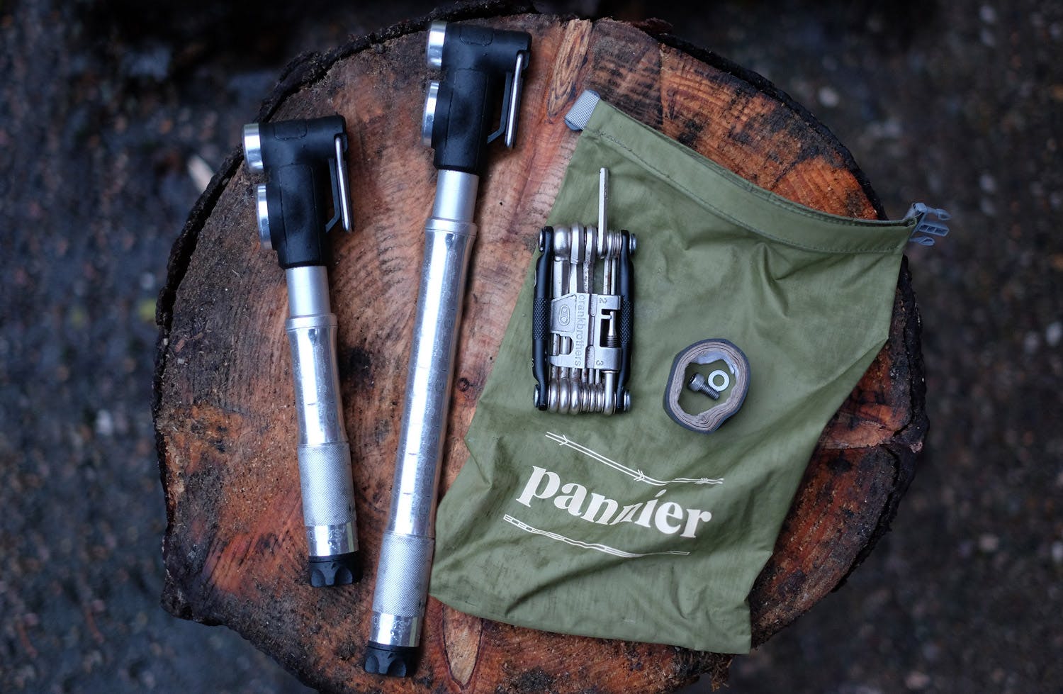 pannier_crank-brothers_sterling-lg-sg_1.jpg