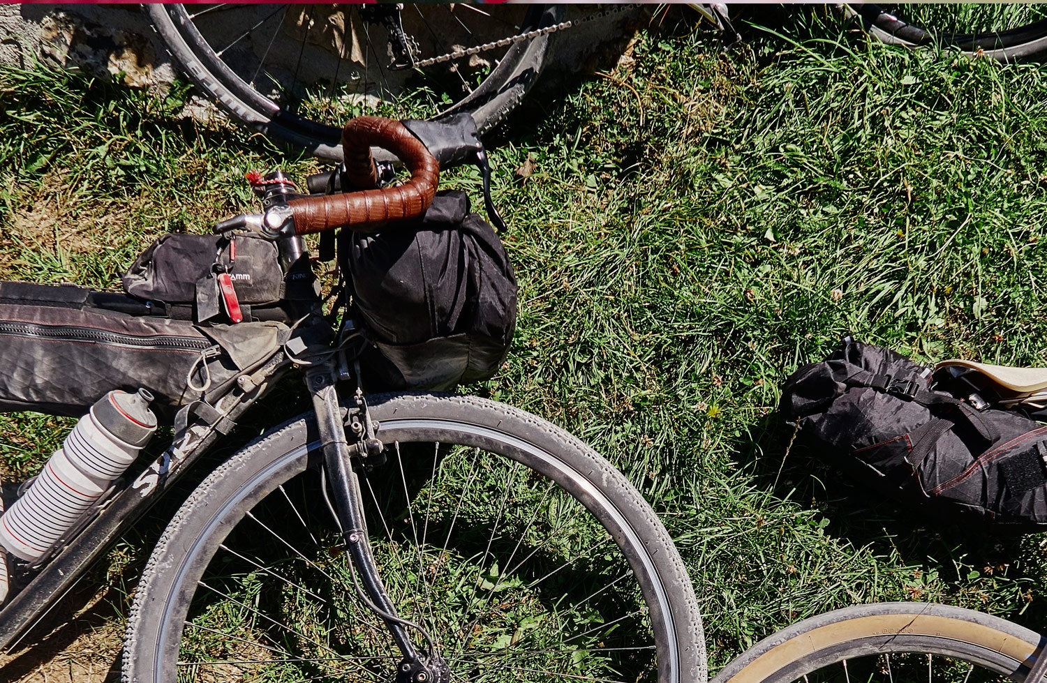 sweetroll handlebar bag