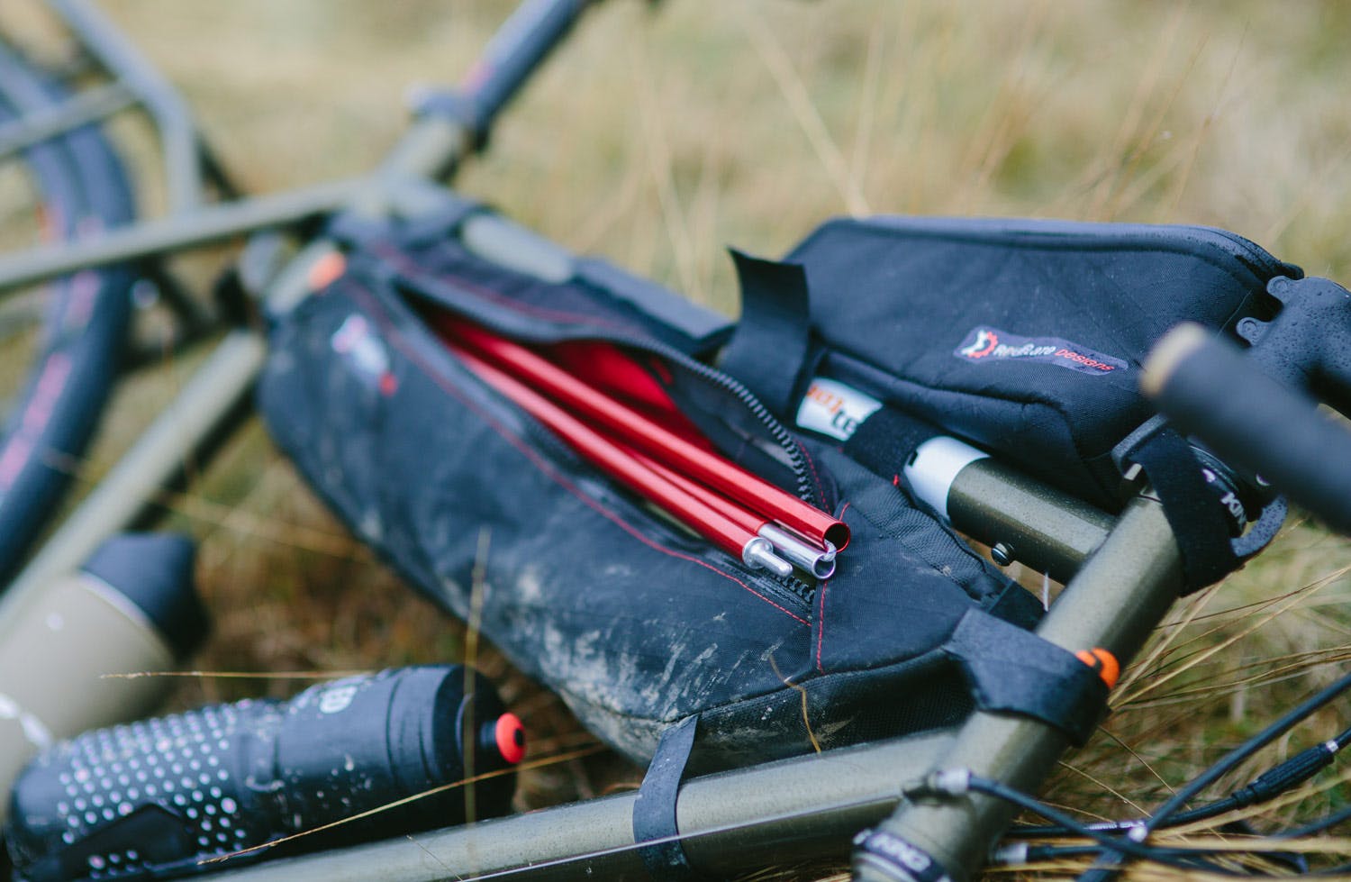 revelate tangle half frame pack